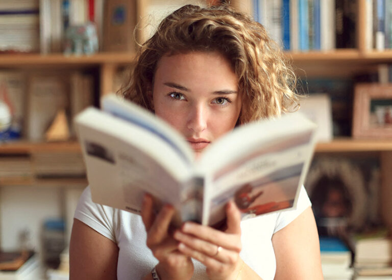 mature-teen-readers-feat